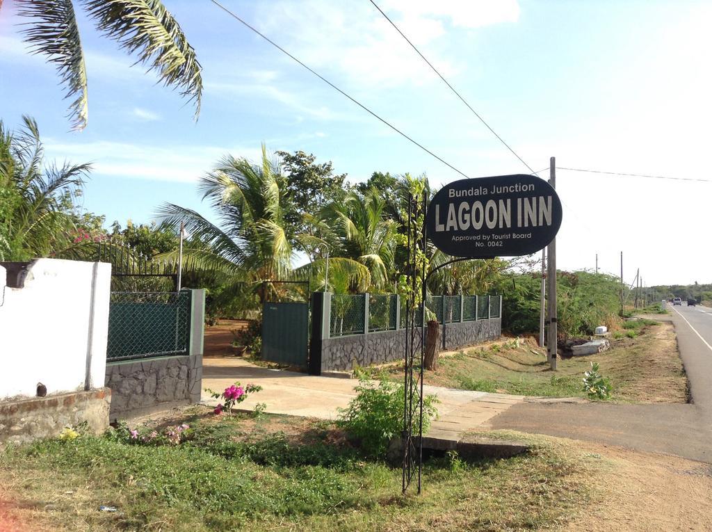 Lagoon Inn ฮัมบานโตตา ภายนอก รูปภาพ